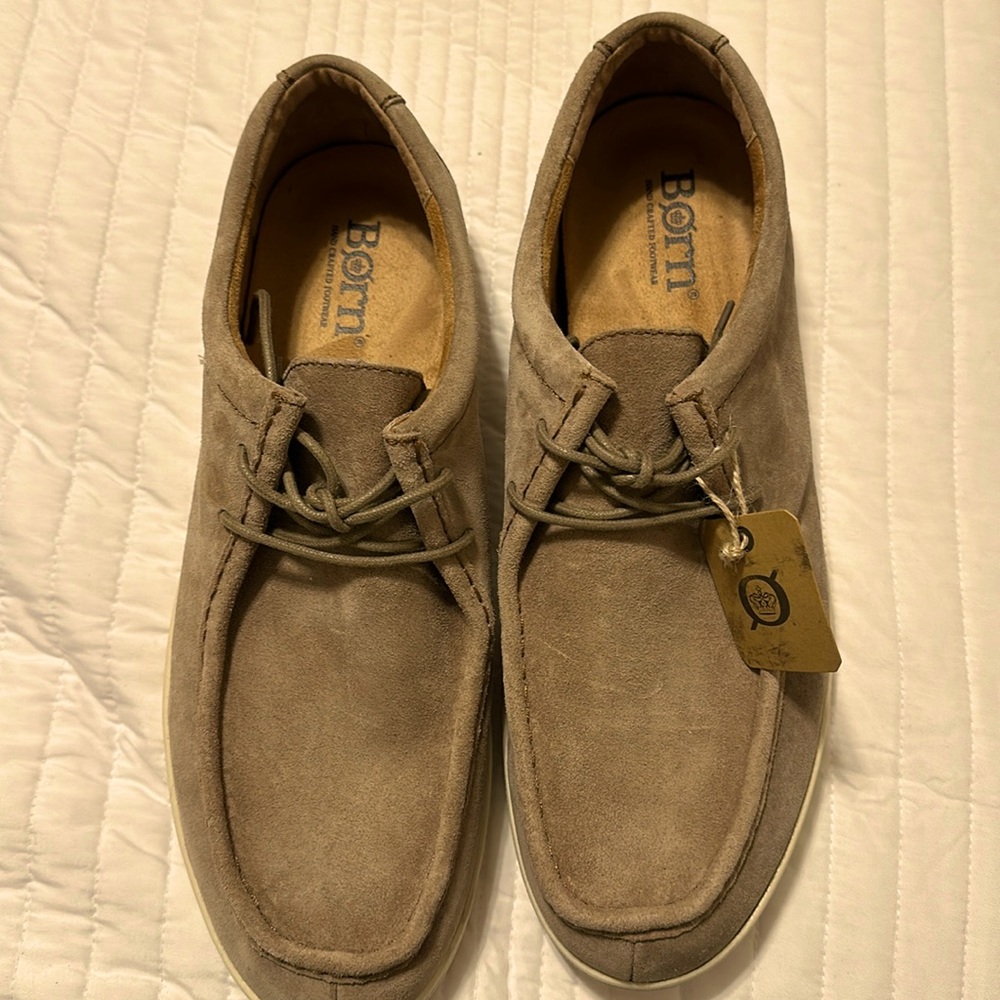 Men’s Born loafer type shoes